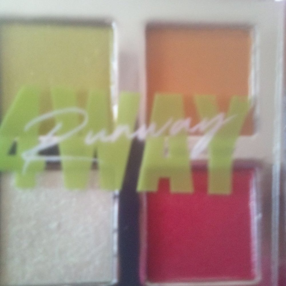 HAUS Laboratories - 4 way Shadow pallet